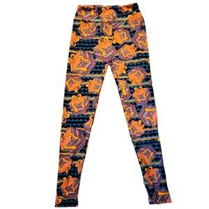 EC LULAROE "PRESENTS" LEGGING SZ. OS (0-12)